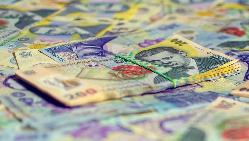 Analiza ING: Rezolvarea blocajului politic reduce costurile de finanțare, dar leul nu va depăși nivelurile actuale