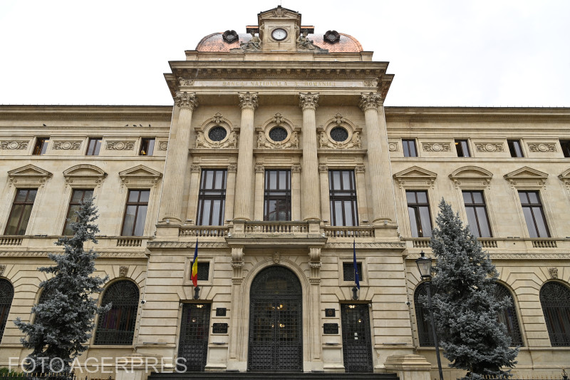 Deficitul contului curent al României a ajuns la aproape 20 de miliarde de euro în primele opt luni