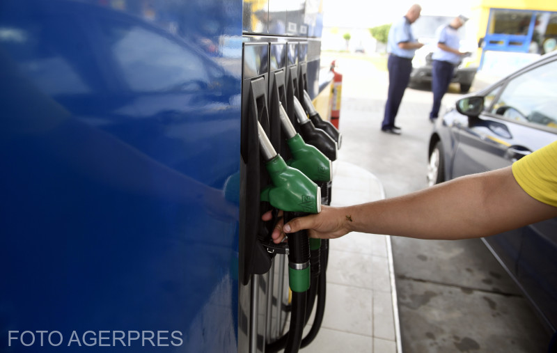 Prețurile la benzină și motorină rămân stabile pentru a zecea zi consecutivă
