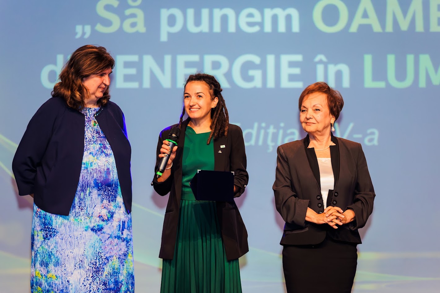 Alisa Fleancu este premiată la Gala InvesTenergy pentru performanța în domeniul rețelelor HVDC