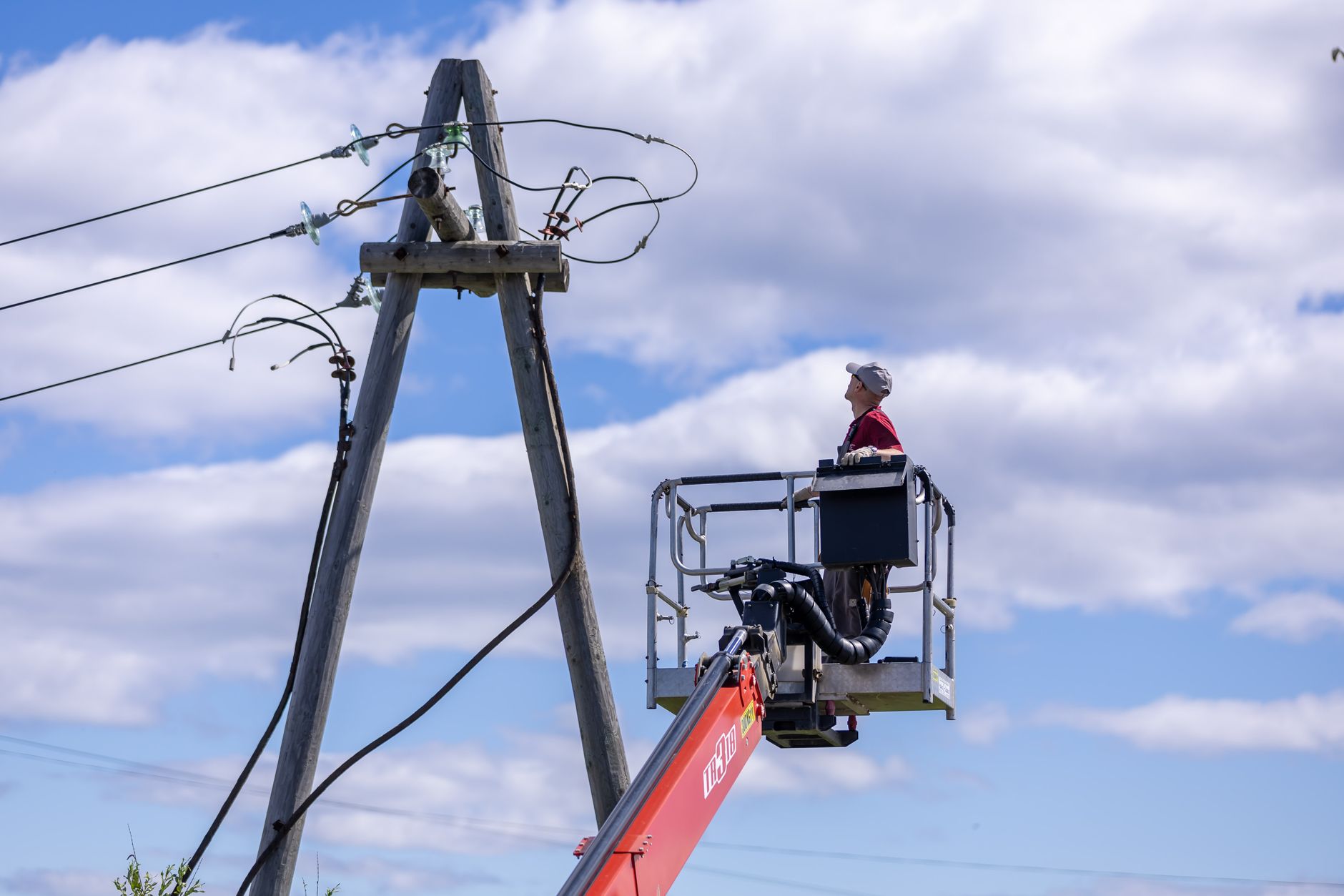 Analiză Frames: Ajutorul la facturile de energie poate adânci criza energetică din România