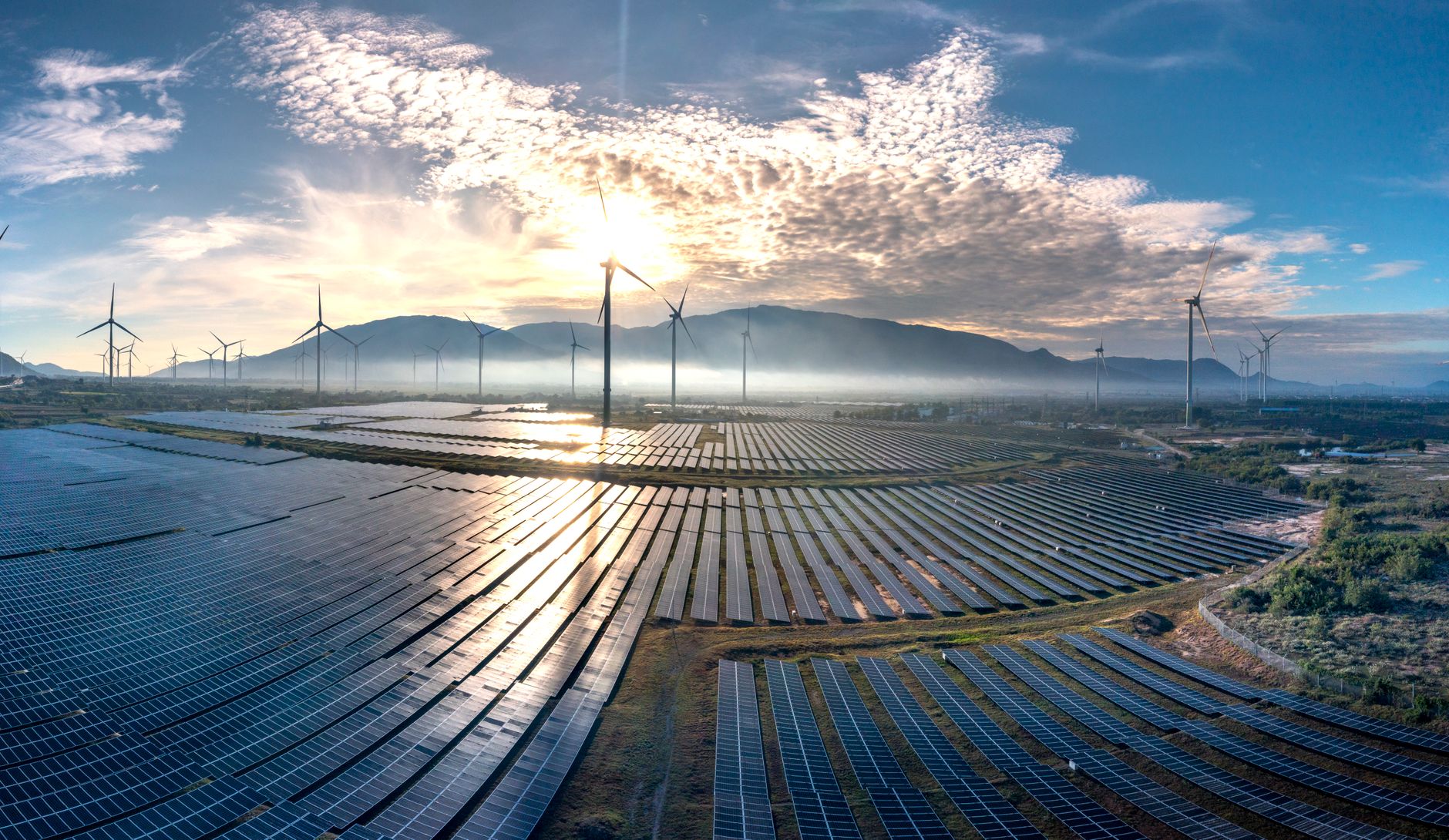 Proiecte de peste 700 de milioane de euro depuse la AFIR pentru energie regenerabilă de către entități publice