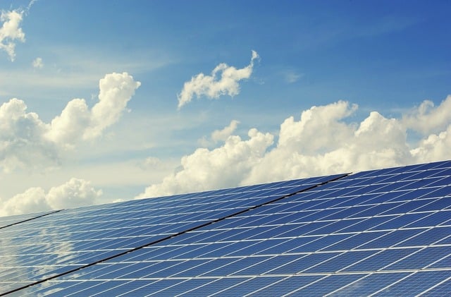 TDI Renewables obține 25,5 milioane euro pentru un parc solar de 58 MW în județul Arad