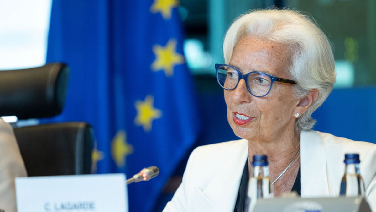 Christine Lagarde avertizează că șocul energetic va menține inflația la niveluri ridicate în zona euro
