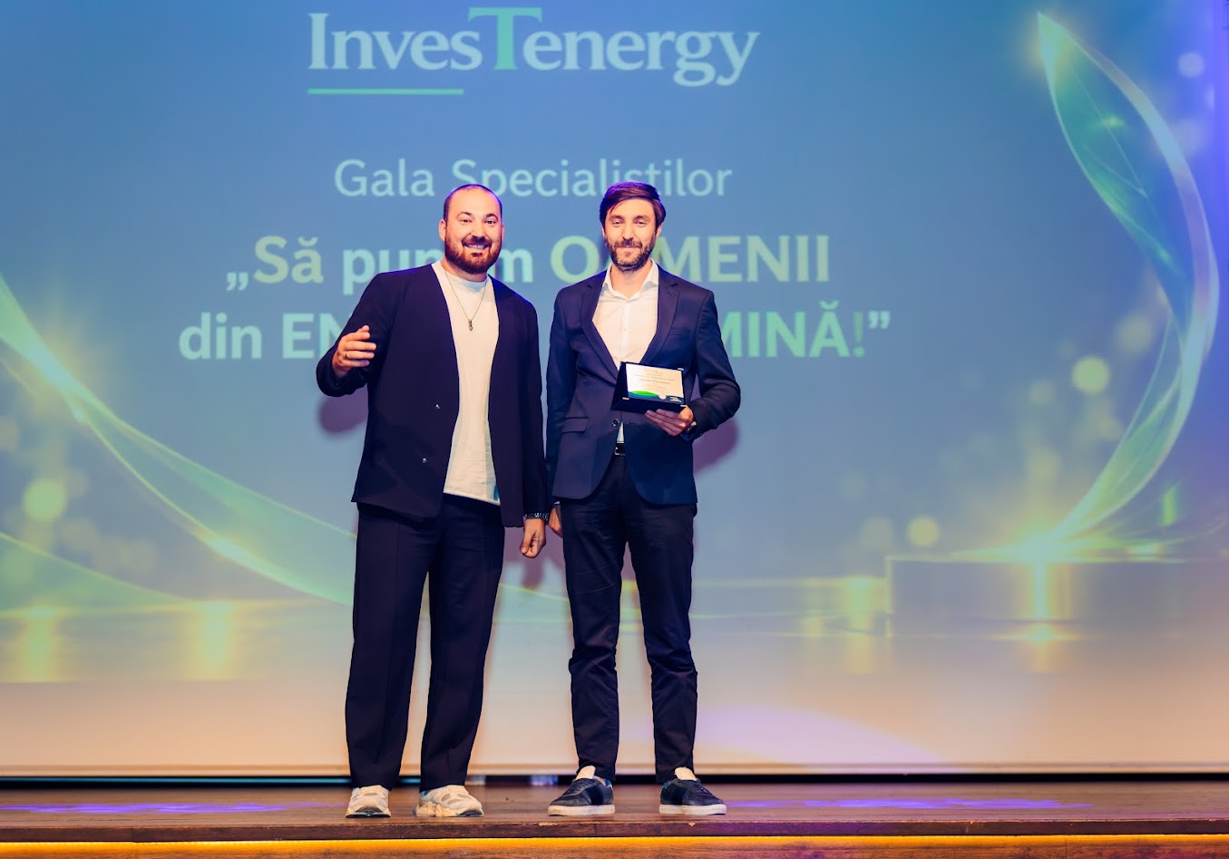 Start-up-ul românesc Vampire Energy primește premiu pentru tehnologia de gestionare a încărcării electrice