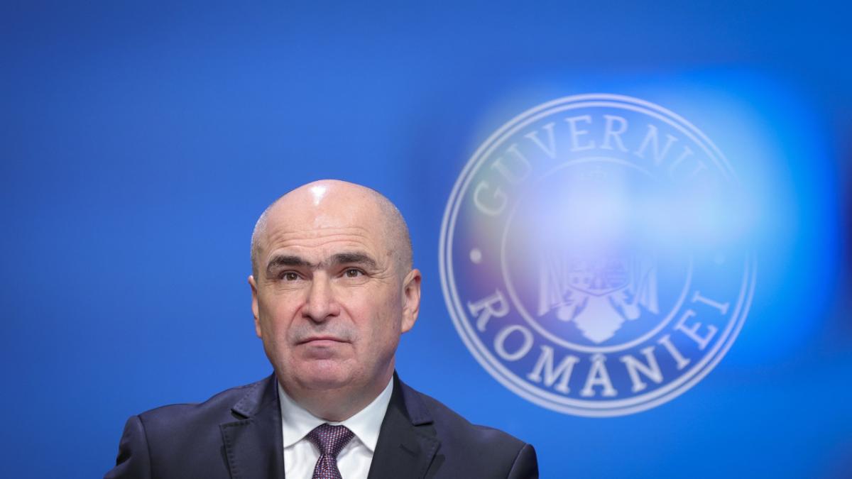 Ilie Bolojan explică necesitatea măsurilor de corectare a deficitului în contextul recesiunii economice
