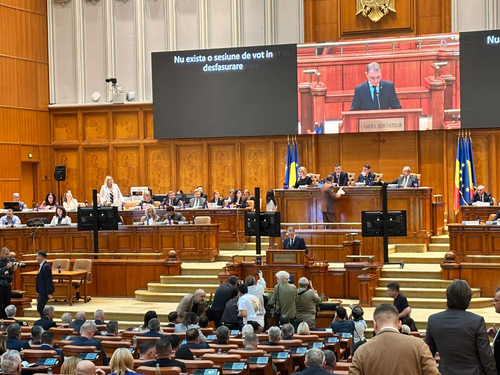 Programul de guvernare propus de Luca Niculescu: promisiuni de indexare a pensiilor și investiții masive