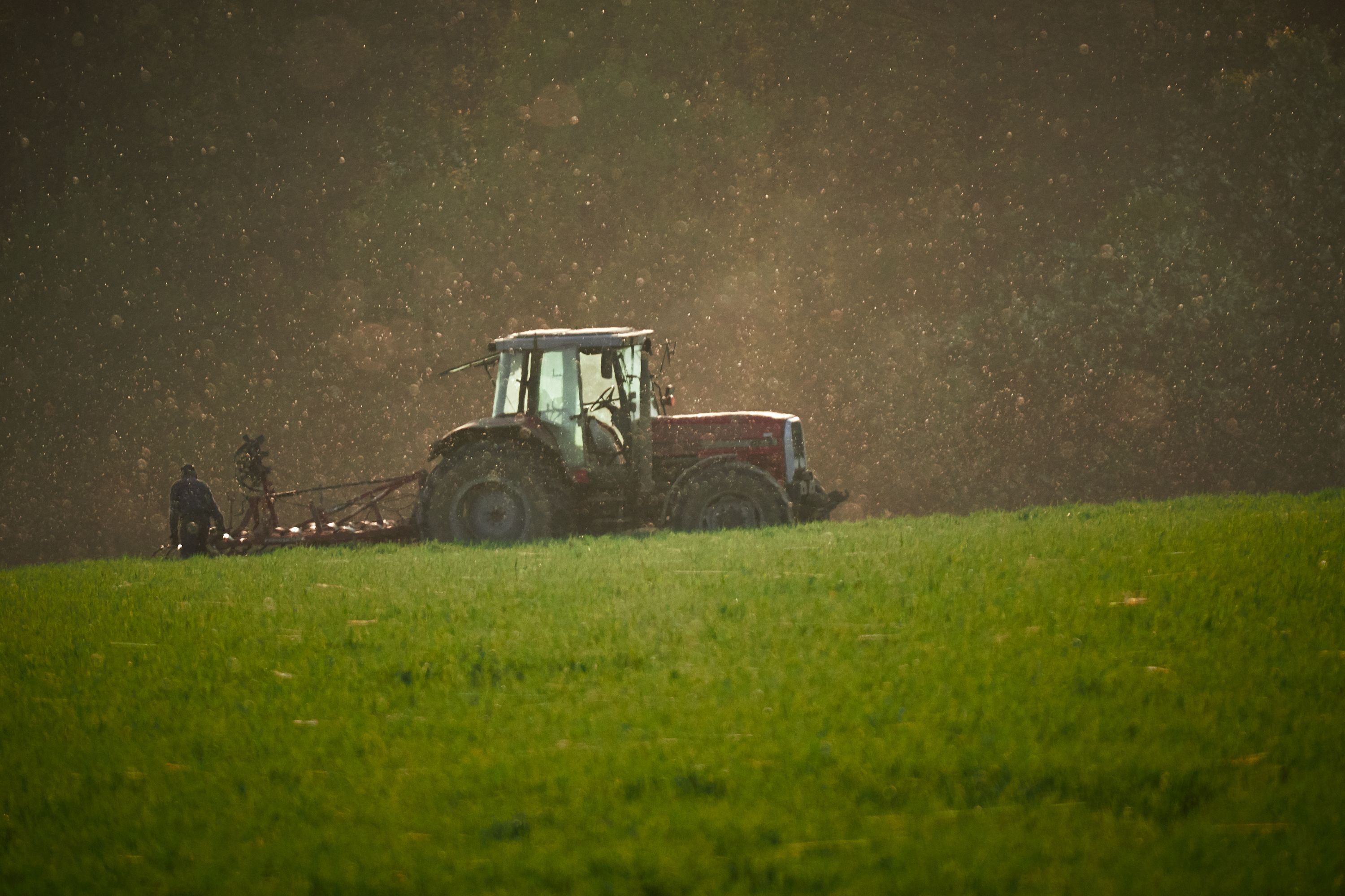Comisia Europeană suplimentează cu 52 de milioane de euro schema de ajutor pentru motorina agricolă din Spania