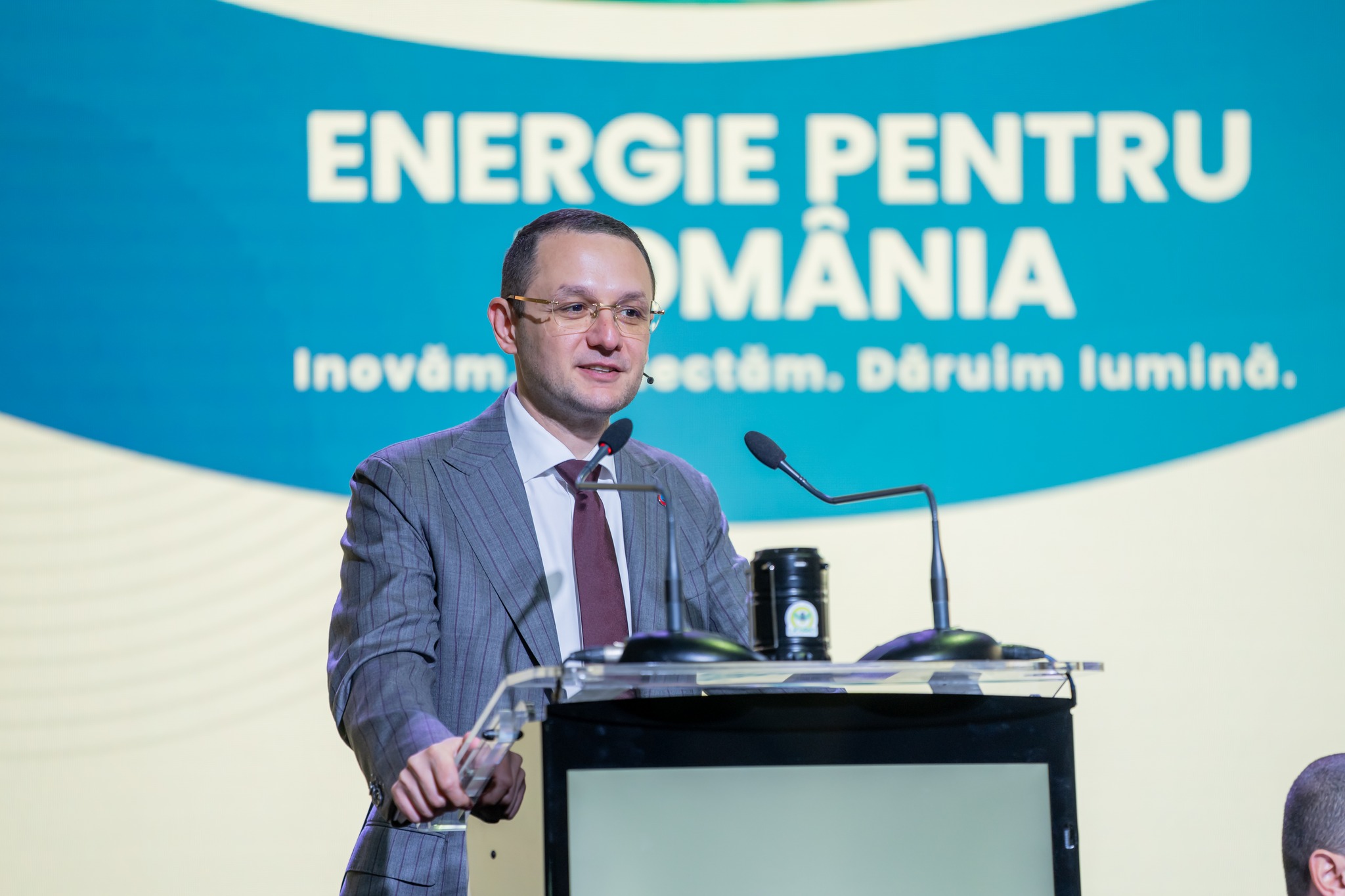 Electrica planifică investiții de 2 miliarde de euro în rețeaua de distribuție pe termen decenal