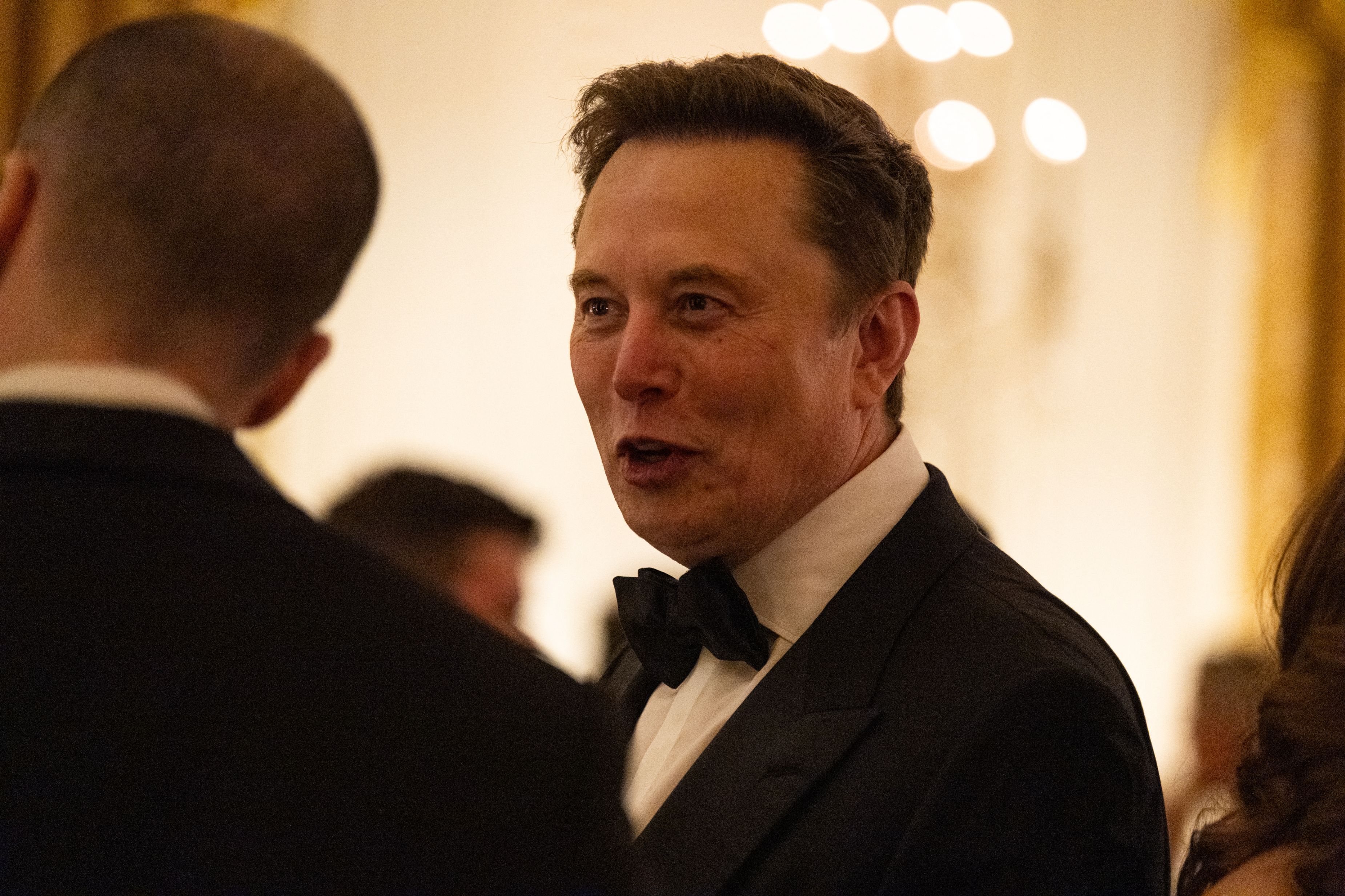 Posibilă fuziune între SpaceX și Tesla: ar putea crea un conglomerat de peste 3.000 de miliarde de dolari