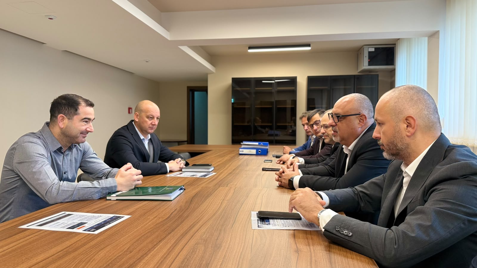 Transelectrica investește în infrastructura energetică din nordul Moldovei prin două proiecte strategice
