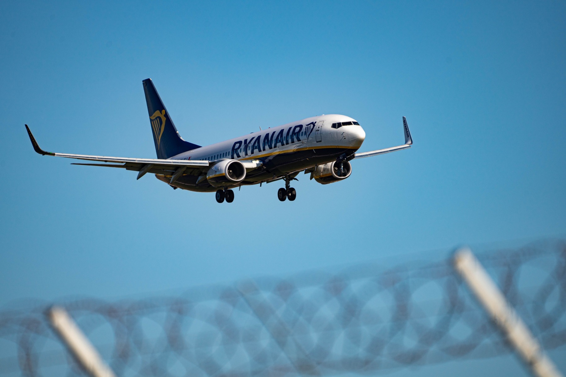 Avertisment de la Ryanair: Prețurile biletelor de avion ar putea crește cu 20% anul viitor