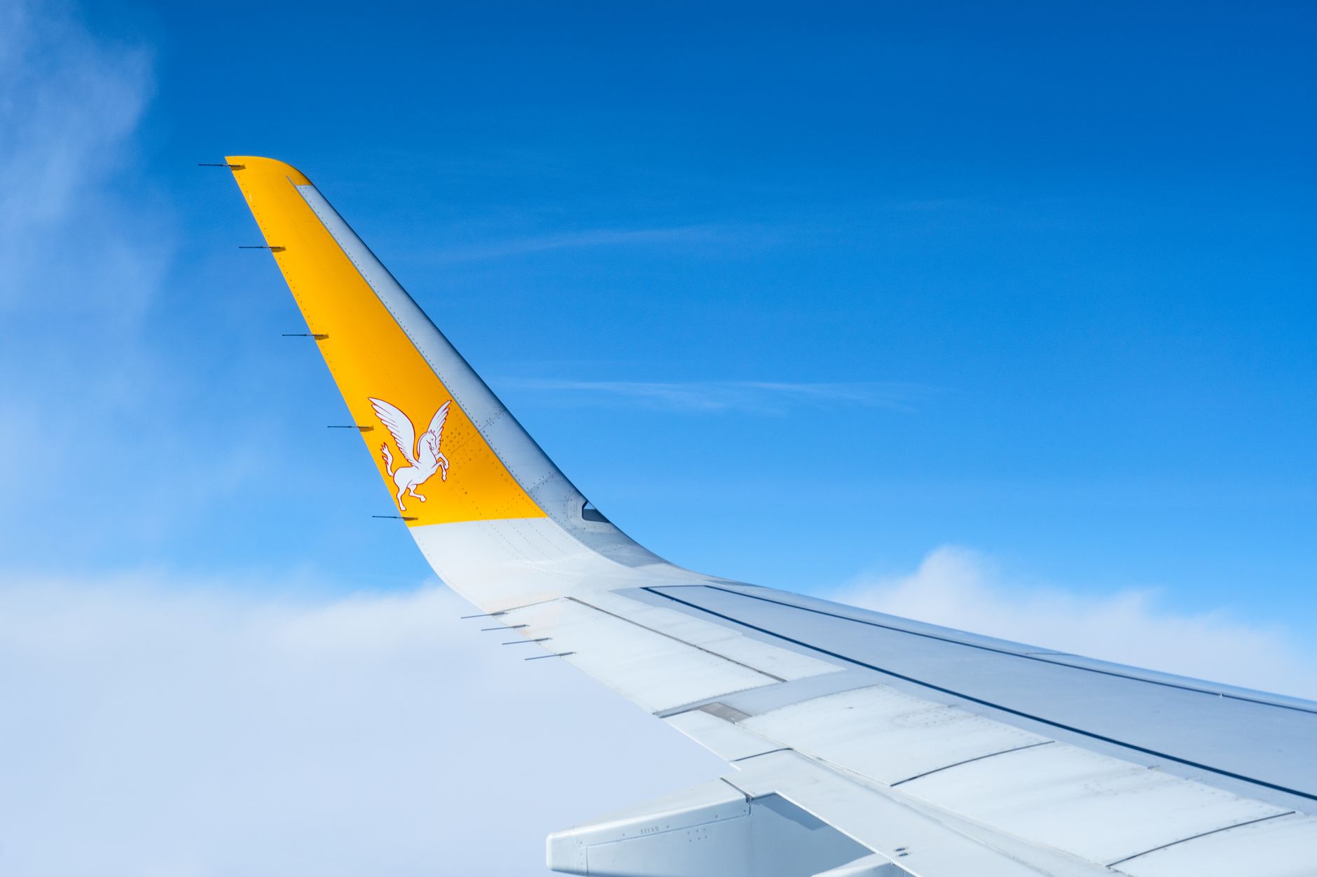 Ryanair avertizează: Prețurile la biletele de avion din Europa vor crește cu până la 20% în 2027