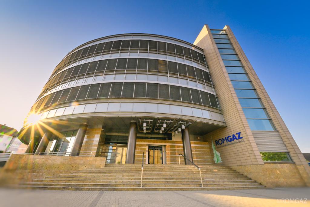 Fitch Ratings menține ratingul Romgaz la BBB-, sub perspectivă negativă, datorită ratingului suveran