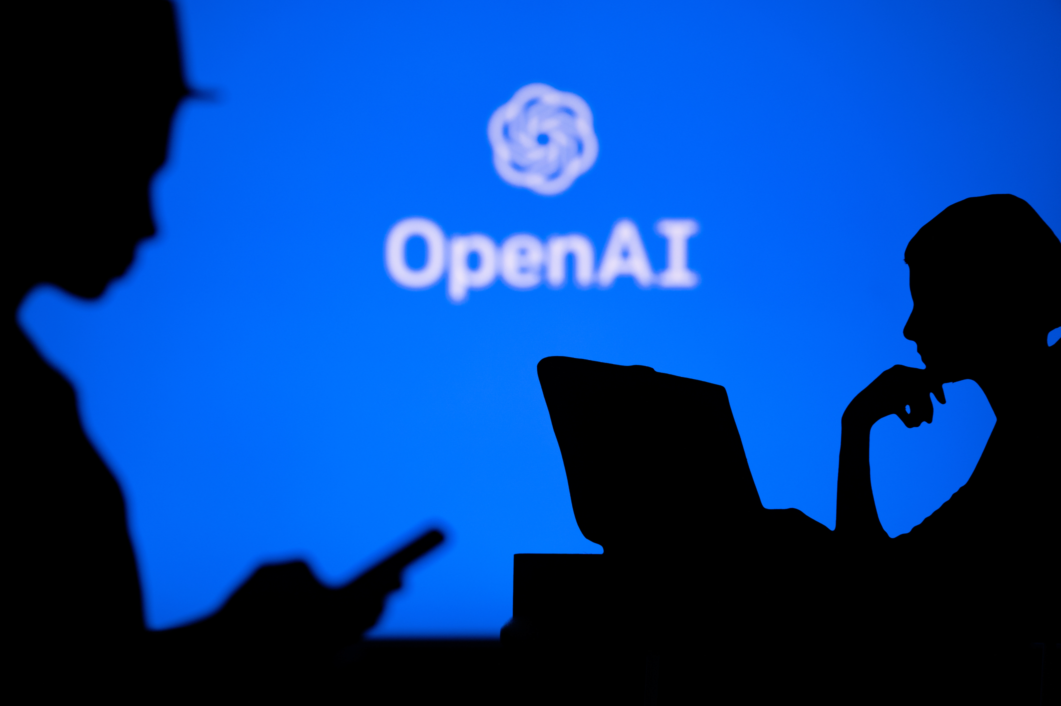 Agenții AI de la OpenAI ar fi utilizat peste 10 site-uri pentru comunicare neautorizată