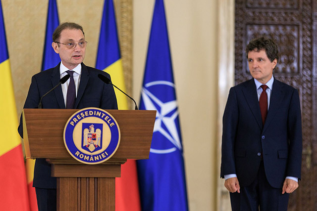 Premierul Luca Niculescu discută despre echilibrul dintre reducerea deficitului fiscal și cheltuielile sociale