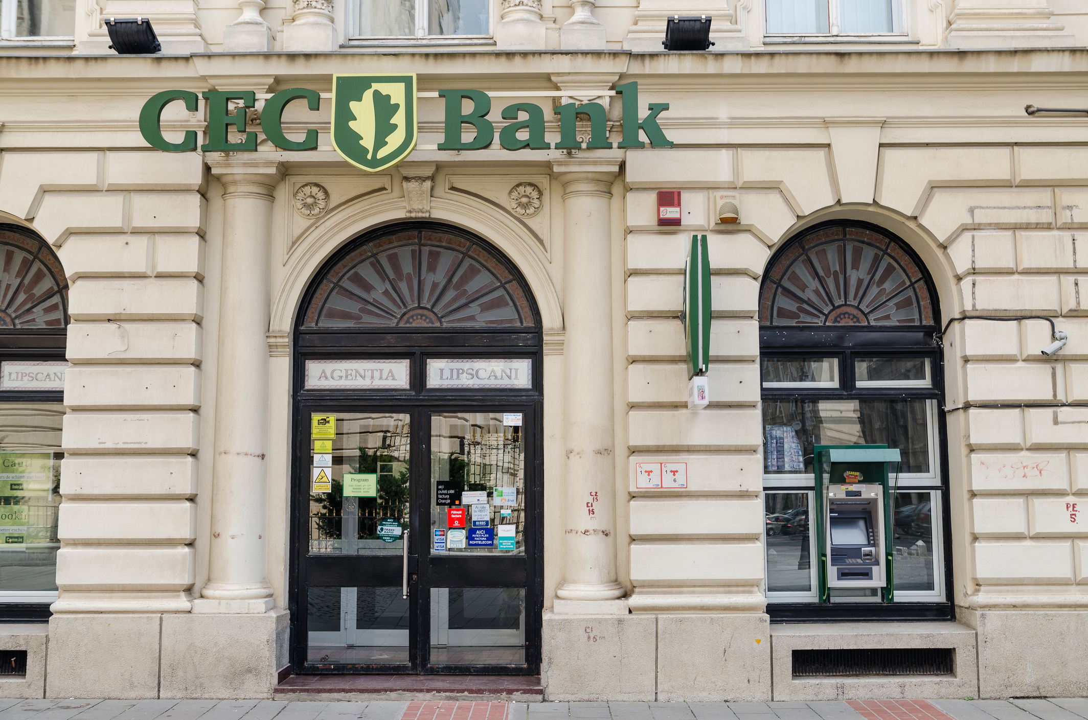 CEC extinde serviciile digitale prin funcționalități de top-up și achiziție de vouchere cadou
