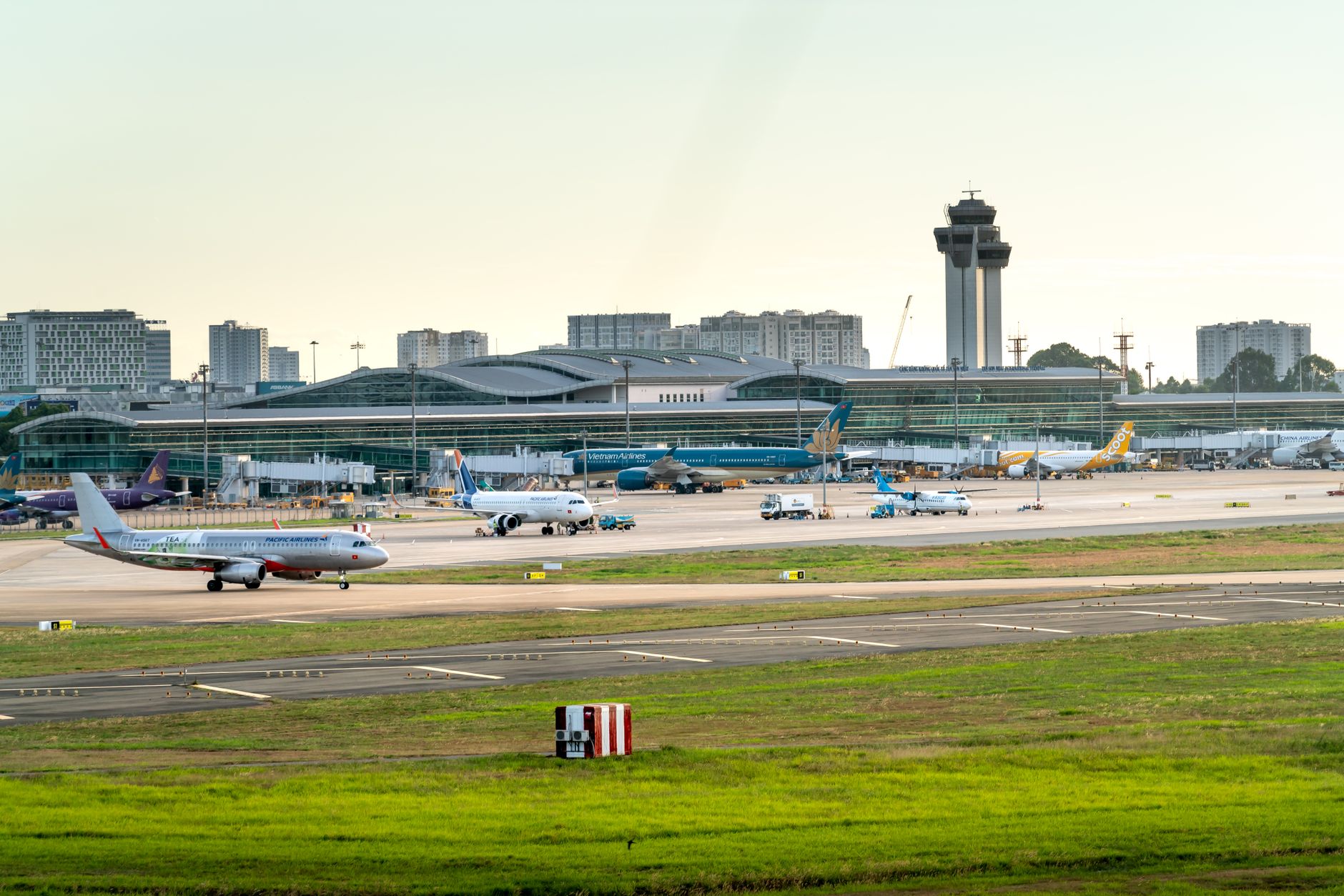Compania aeriană Dan Air a depus cerere de intrare în insolvență la Tribunalul Ilfov