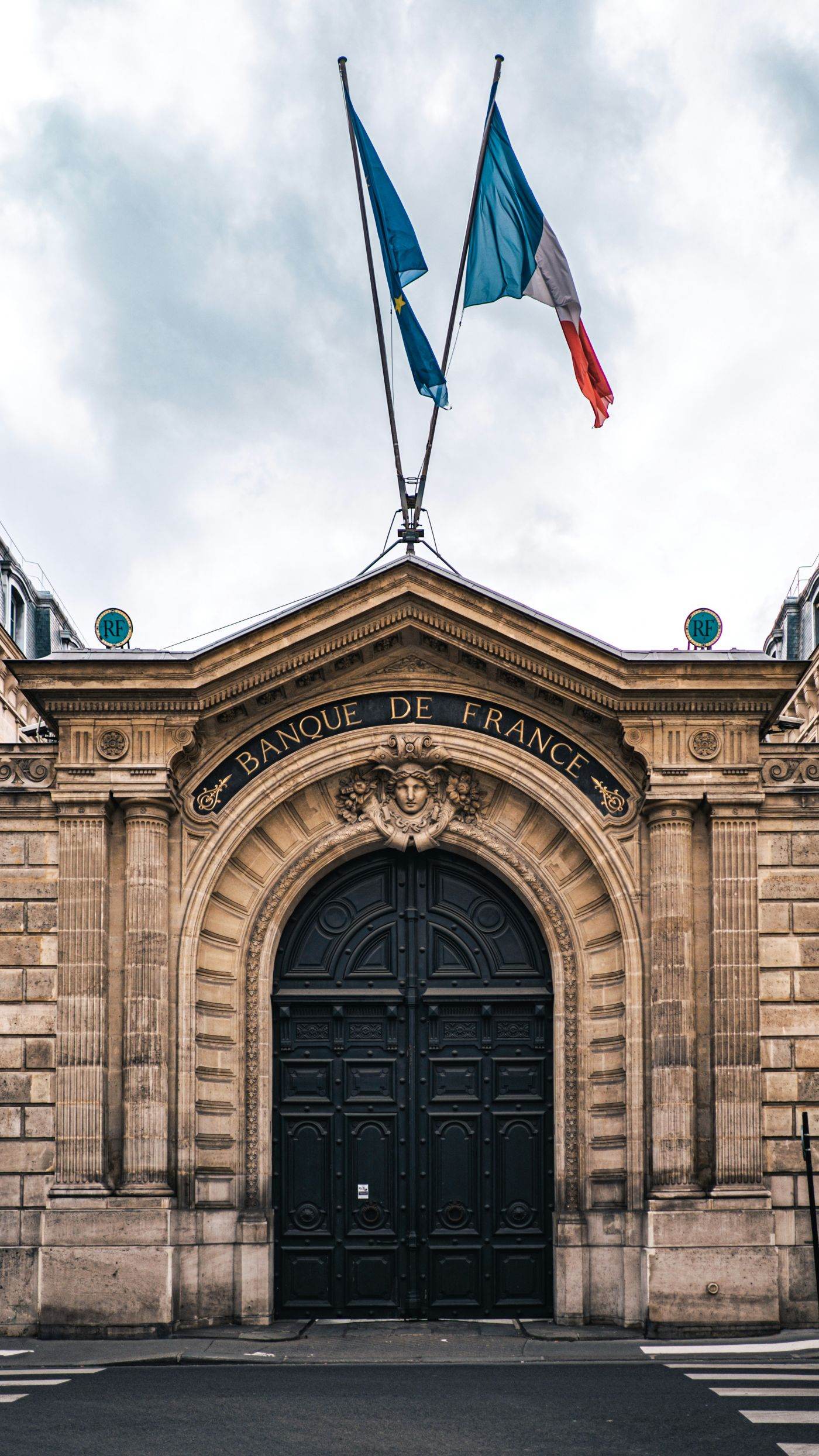 Randamentele obligațiunilor de stat franceze au atins cel mai înalt nivel din ultimii 24 de ani