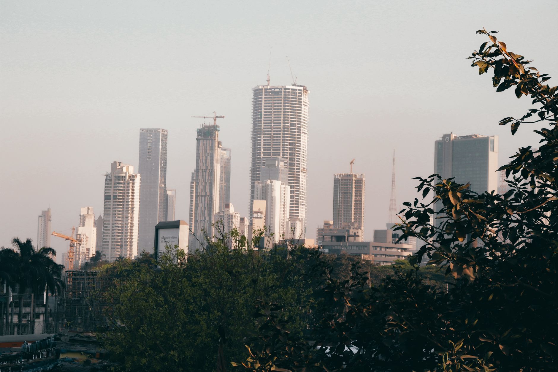 Marea Britanie conduce piața imobiliară europeană: 172 miliarde de euro investiții în primele nouă luni