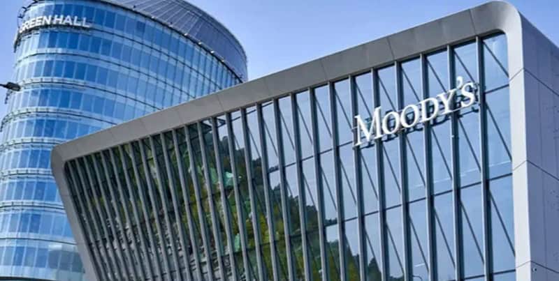 Moody’s menține ratingul Franței la Aa3, cu perspectivă negativă, așteptând clarificarea situației bugetare