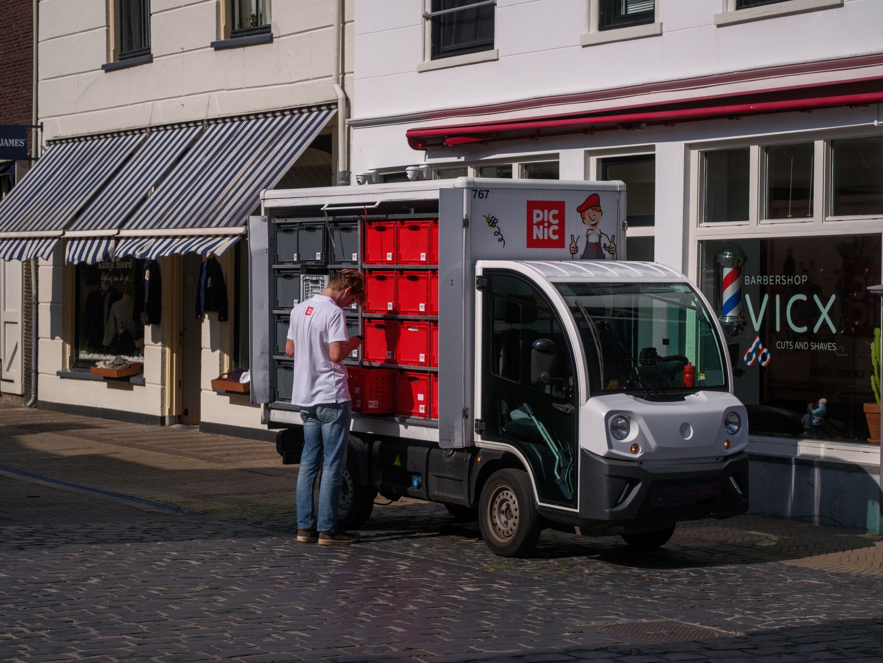 Propunere de stimulent fiscal de 5.000 de euro pentru înlocuirea camionetelor diesel cu modele electrice