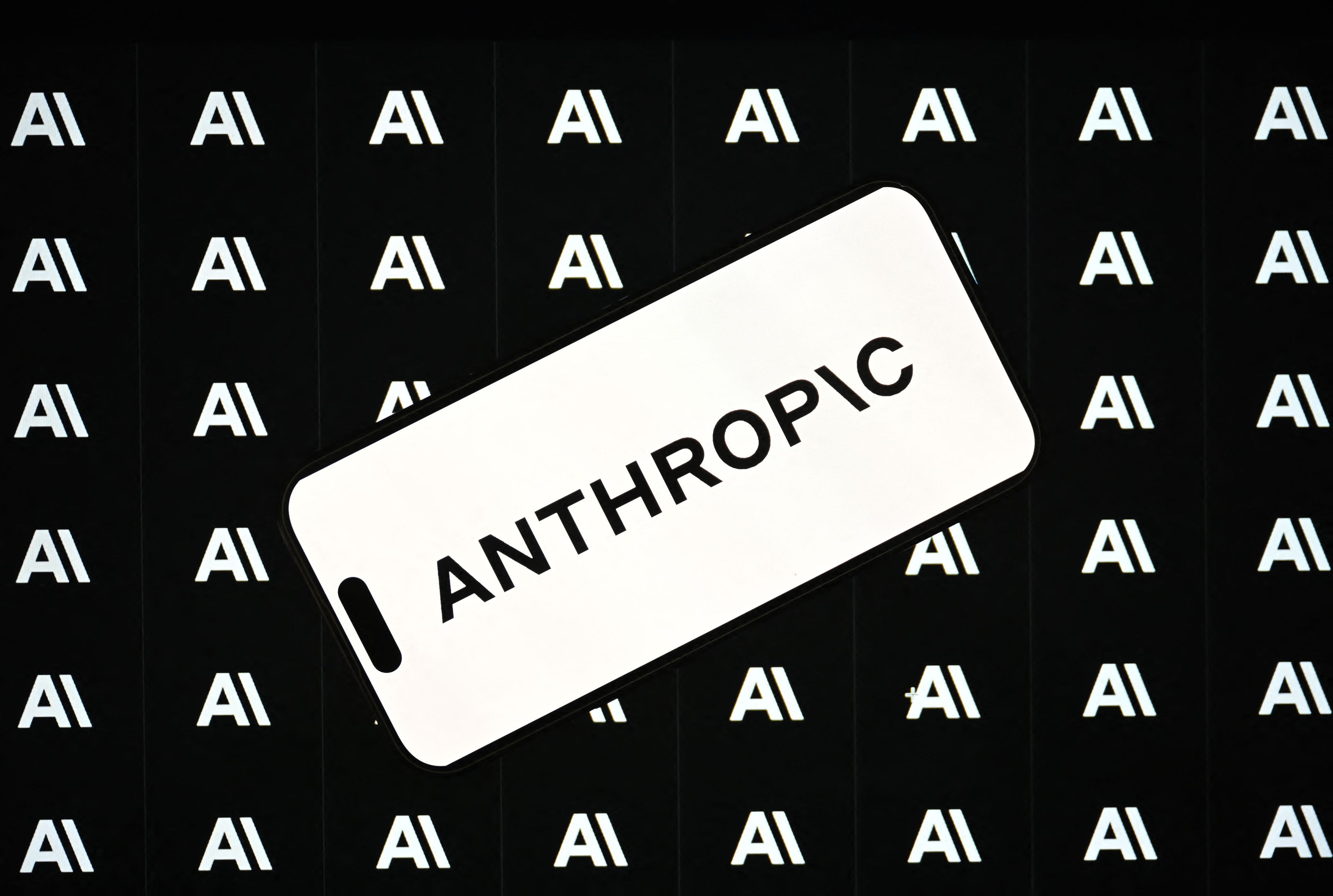 Anthropic depune documentele pentru listarea pe Nasdaq, vizând o evaluare de peste 1.500 mld. dolari