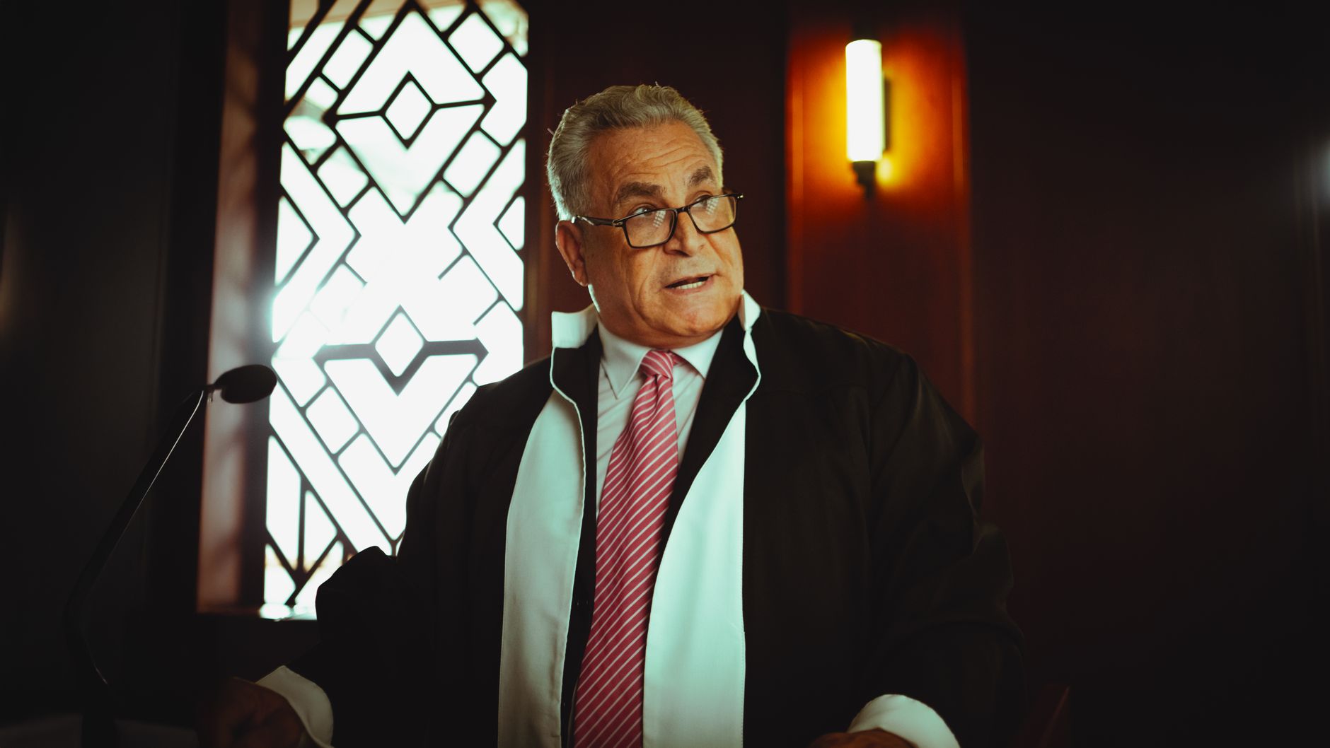 Decizia ÎCCJ privind dobânzile la creditele pentru consumatori cu scadență anticipată