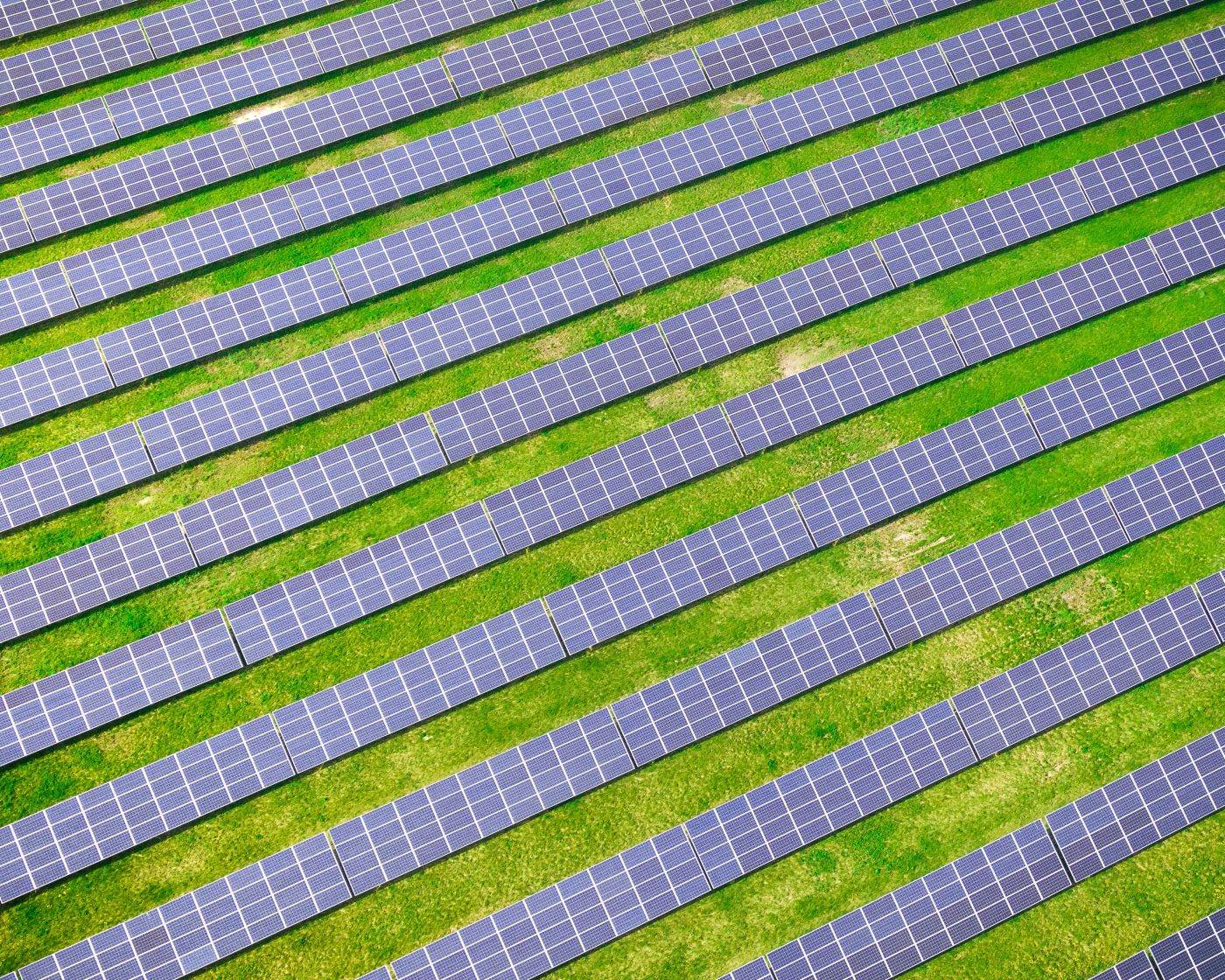 AFIR lansează sesiuni de finanțare pentru energie regenerabilă și stocare destinate sectorului public