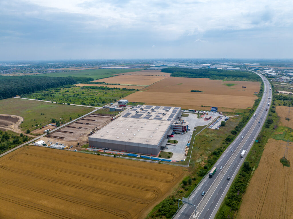 Piața industrială și logistică din România: stocul de spații a ajuns la 8,17 milioane mp