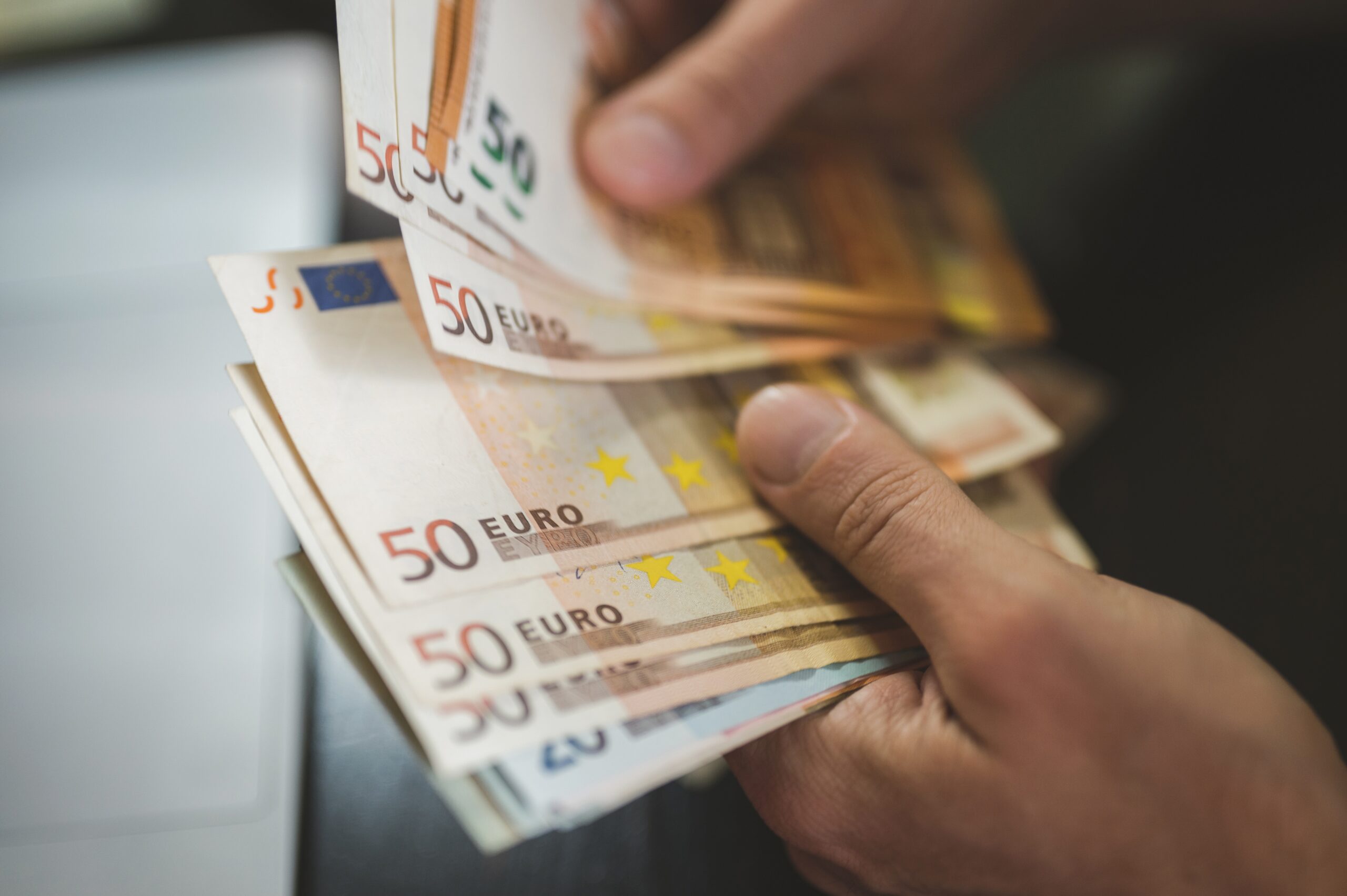 Deficit masiv de șoferi în Europa: sunt necesare peste 500.000 de persoane pentru transporturile rutiere
