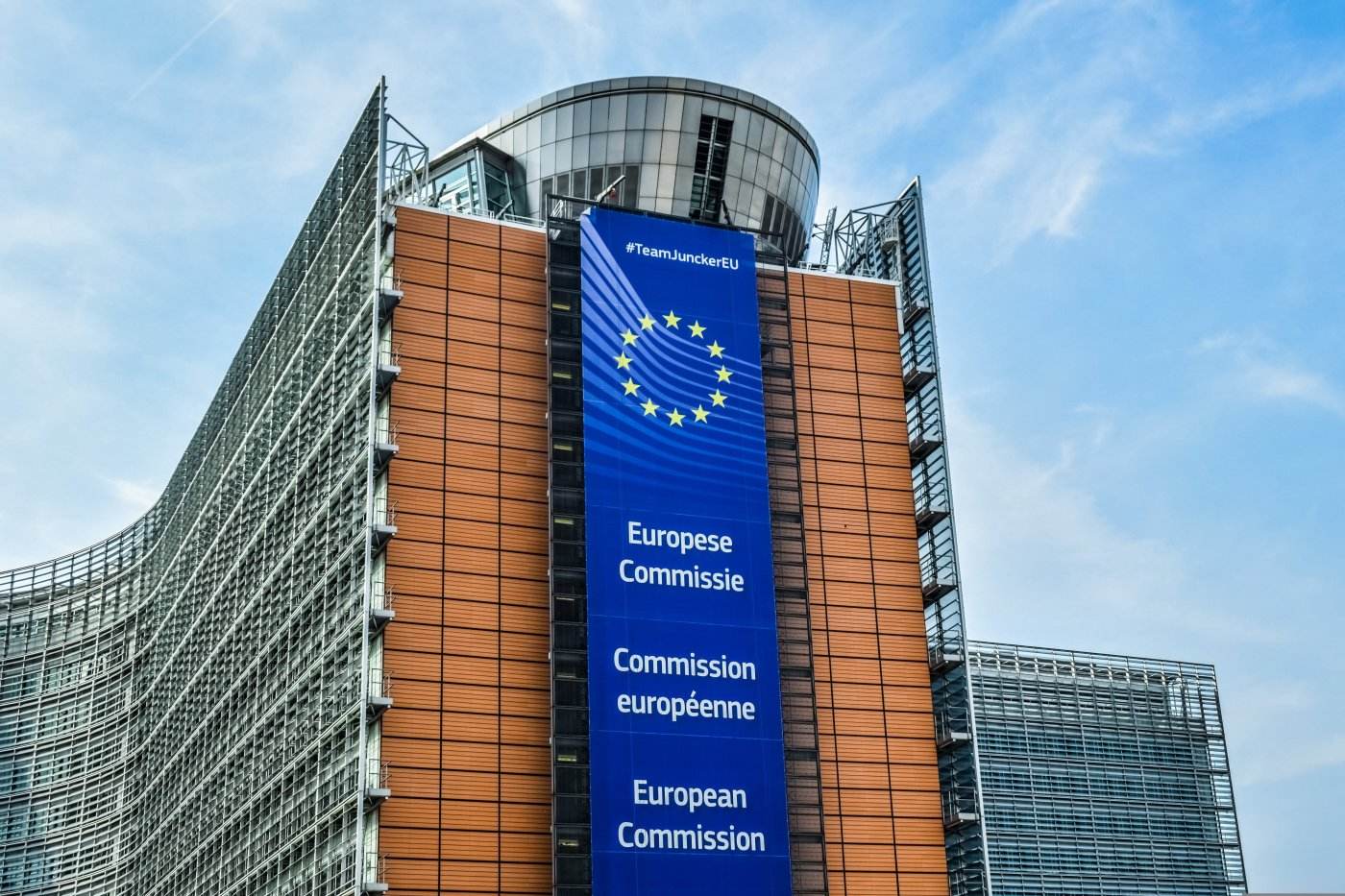 Comisia Europeană avertizează că prețurile la motorină vor rămâne ridicate până în 2027