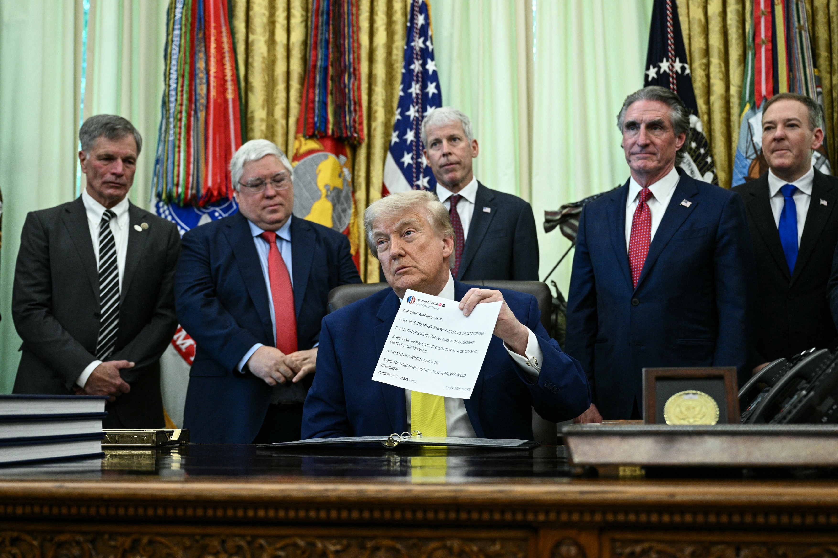 Truth Social vinde acces rapid la postările lui Trump firmelor de Wall Street