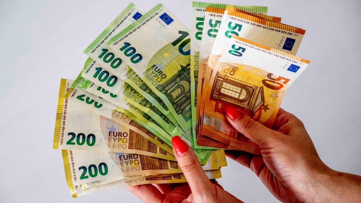 Pragul pentru clasa de mijloc superioară în Europa: România se află la limita inferioară a UE