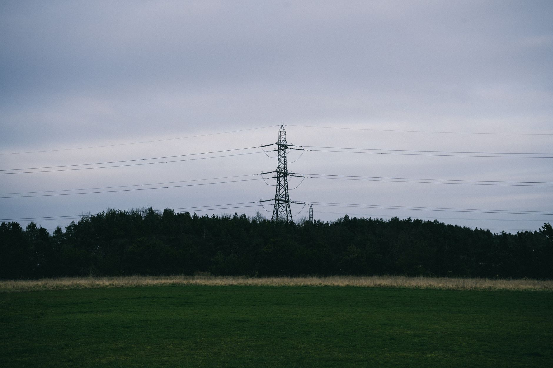 Situația energetică din România: Prețuri ridicate și necesitatea unor investiții masive în infrastructură