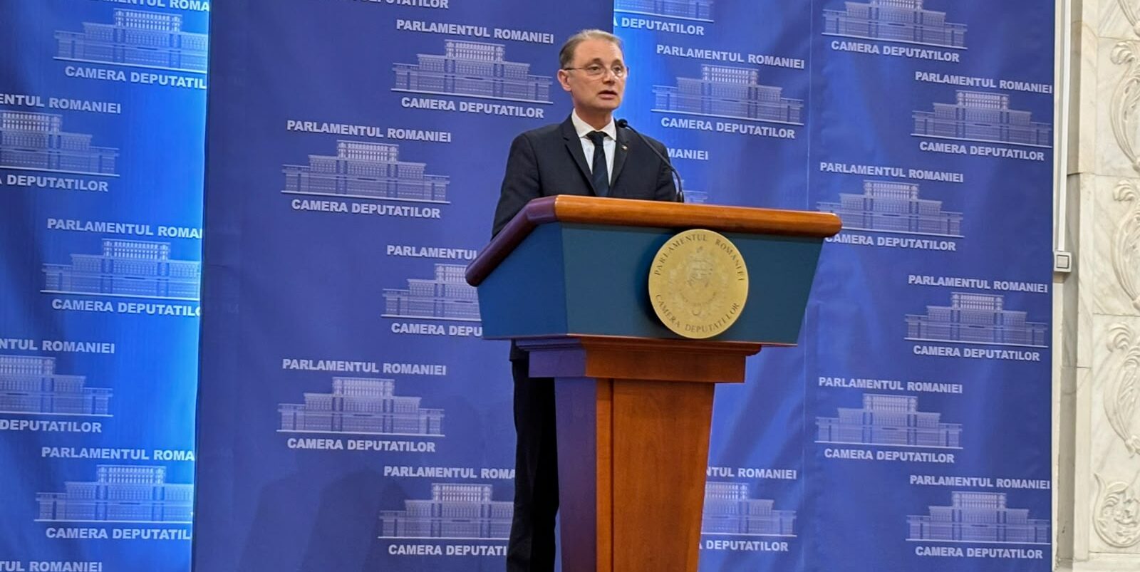 Guvernul Niculescu propune rectificarea bugetară: deficitul crește cu 3,5 miliarde de lei