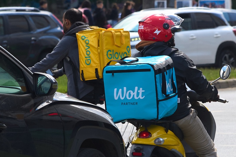 DoorDash achiziționează Instacart pentru aproximativ 17 miliarde de dolari