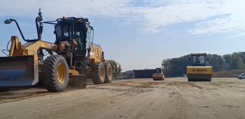 Autostrada Unirii, amenințată de întârzieri cauzate de procese și decizii judecătorești