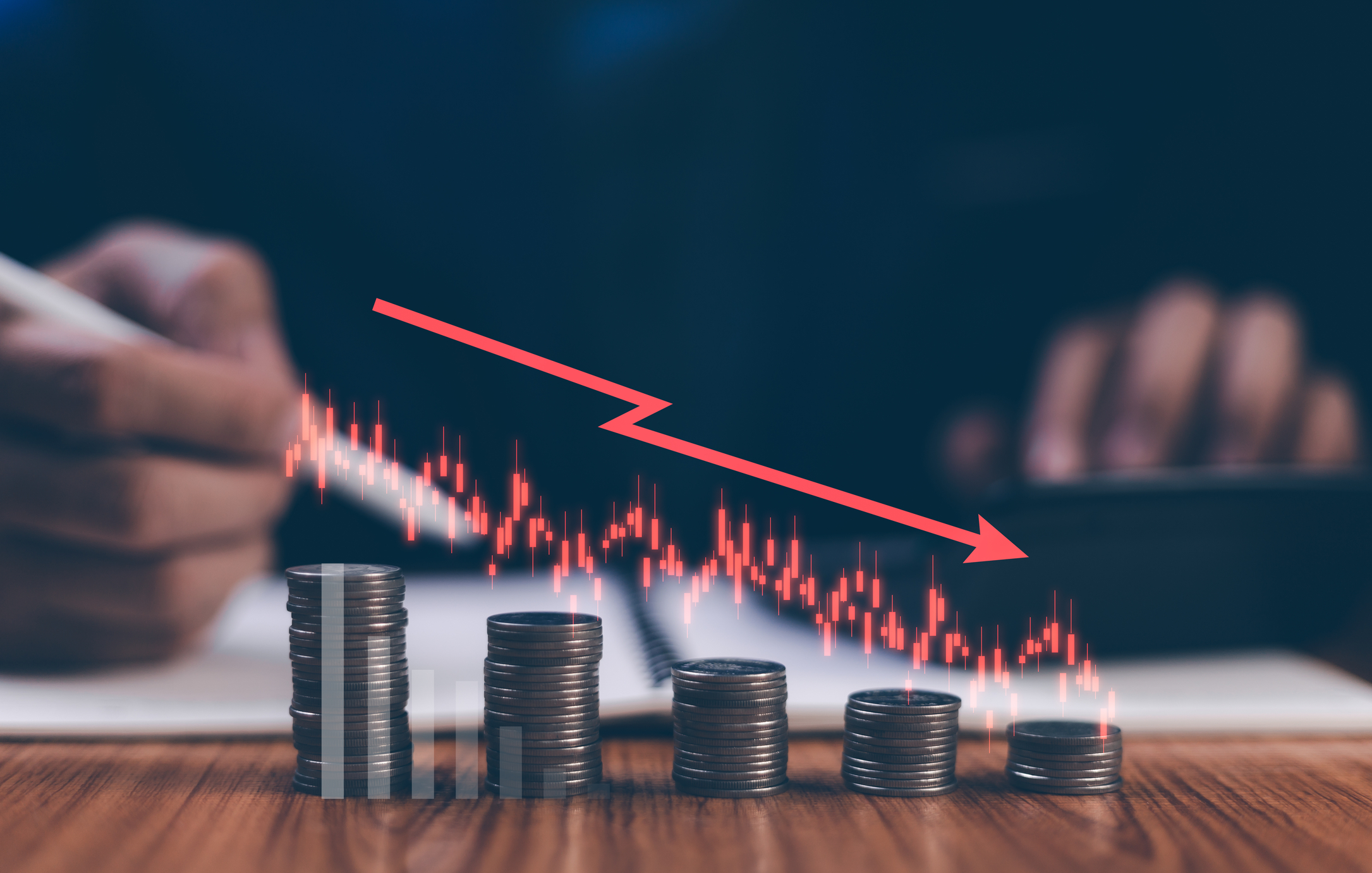 Sentimentul economic în UE scade pentru a treia lună consecutivă; Erste Group Research estimează recesiune în 2026