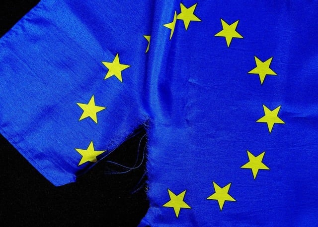 Economia zonei euro înregistrează o încetinire a creșterii în cel de-al treilea trimestru al anului 2026