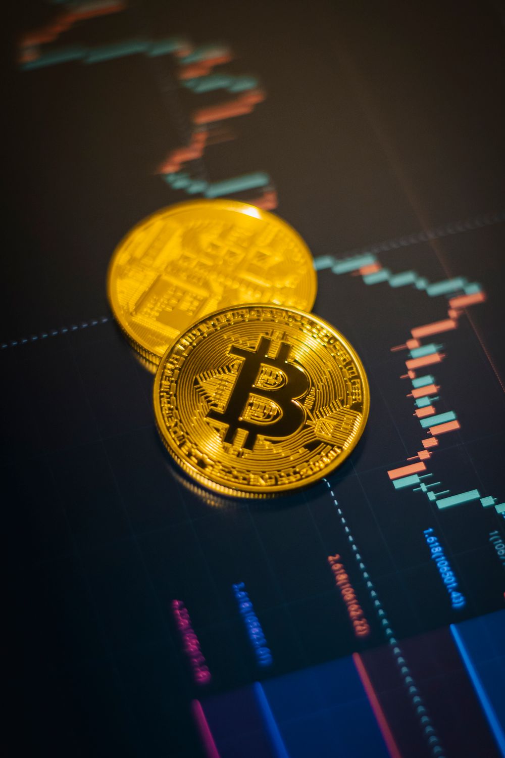Bitcoin depășește pragul de 85.000 de dolari, în contextul unei rotații a capitalului dinspre AI