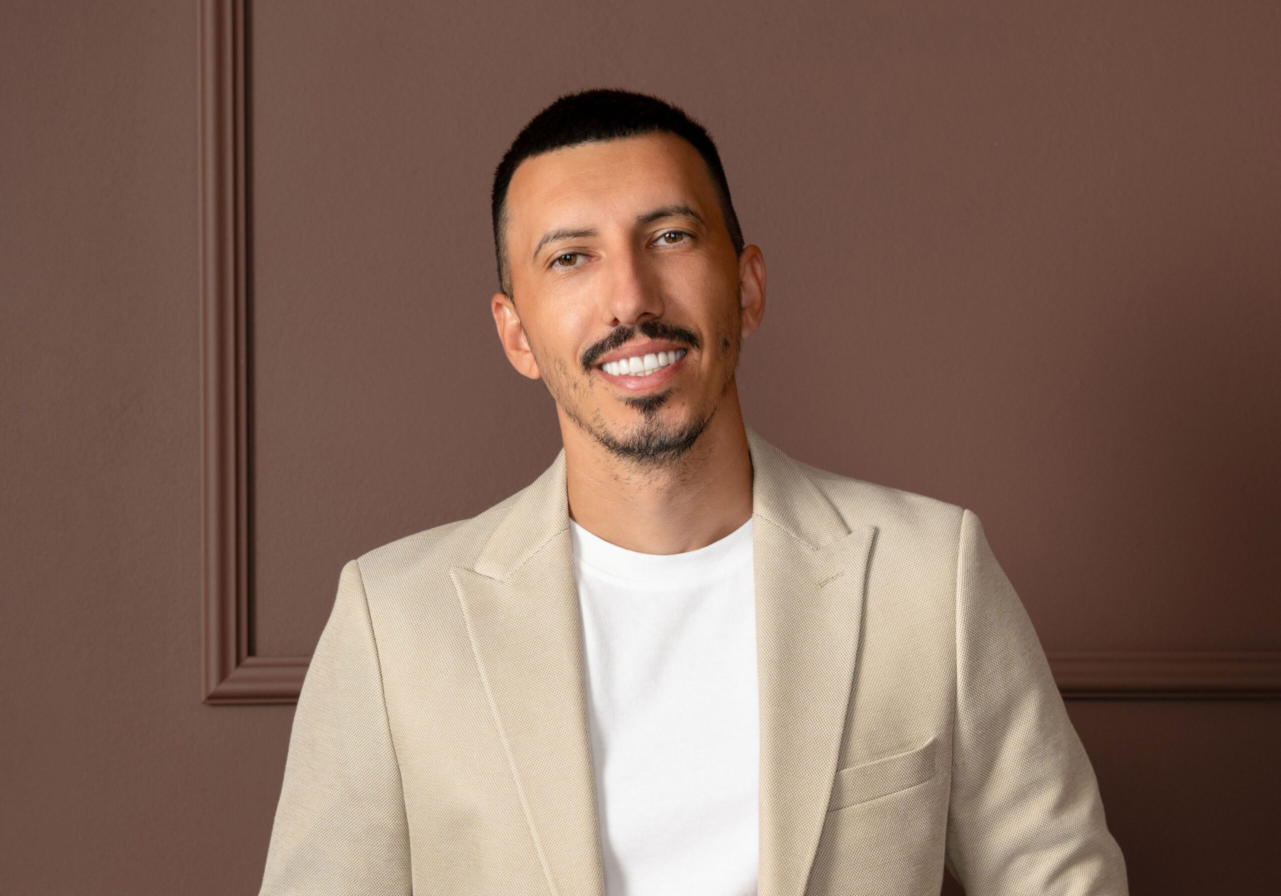 Impactul fenomenului FOMO asupra deciziilor de investiții: analiza riscurilor în day trading