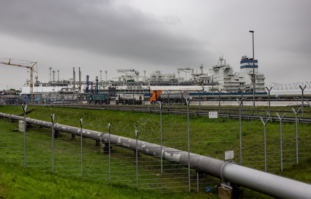 Naftogaz și MOL vor construi depozite de petrol în Ungaria pentru protecția infrastructurii ucrainene