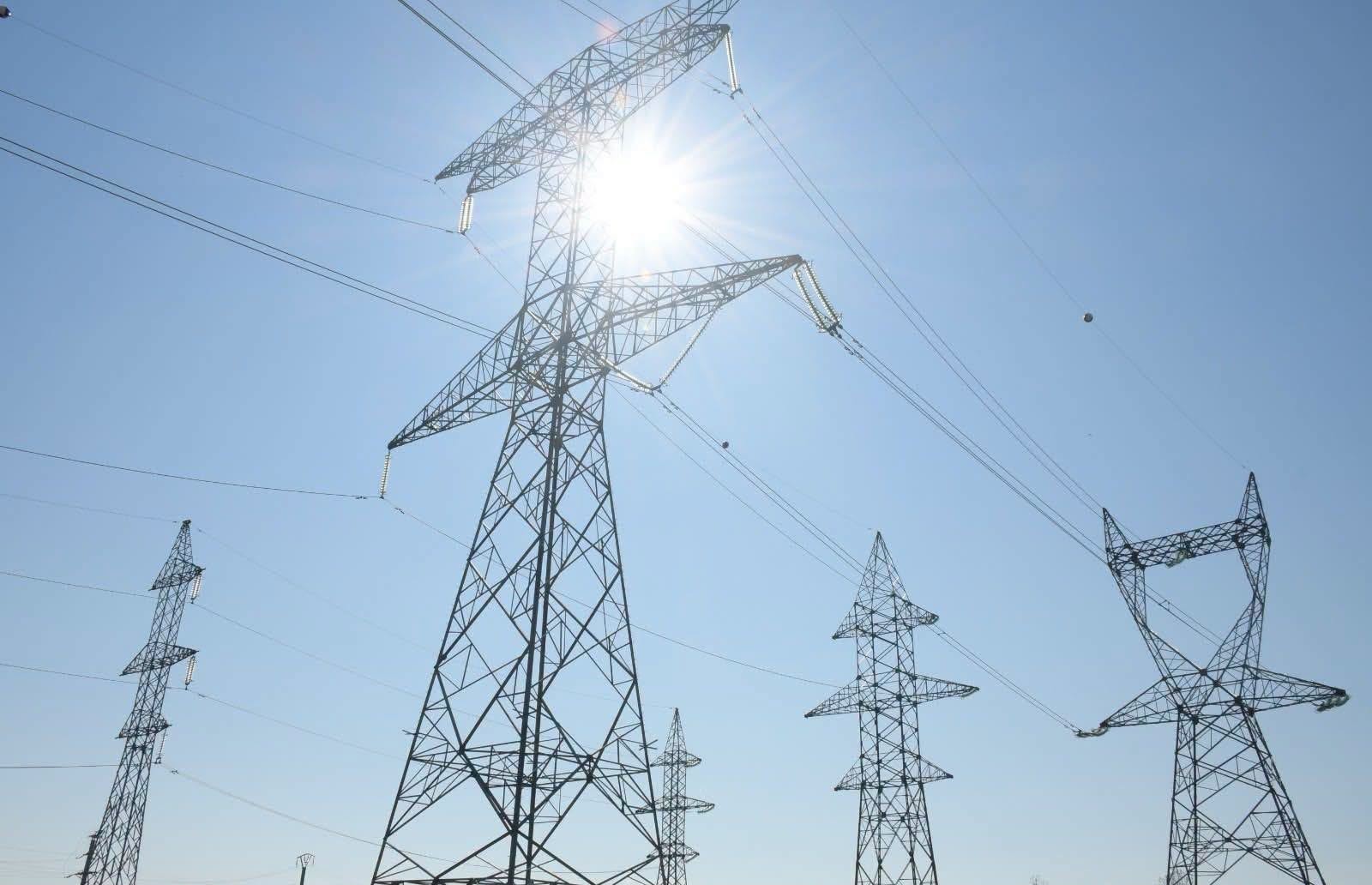 Transelectrica extinde infrastructura de transport pentru adaptarea noilor fluxuri de energie din România