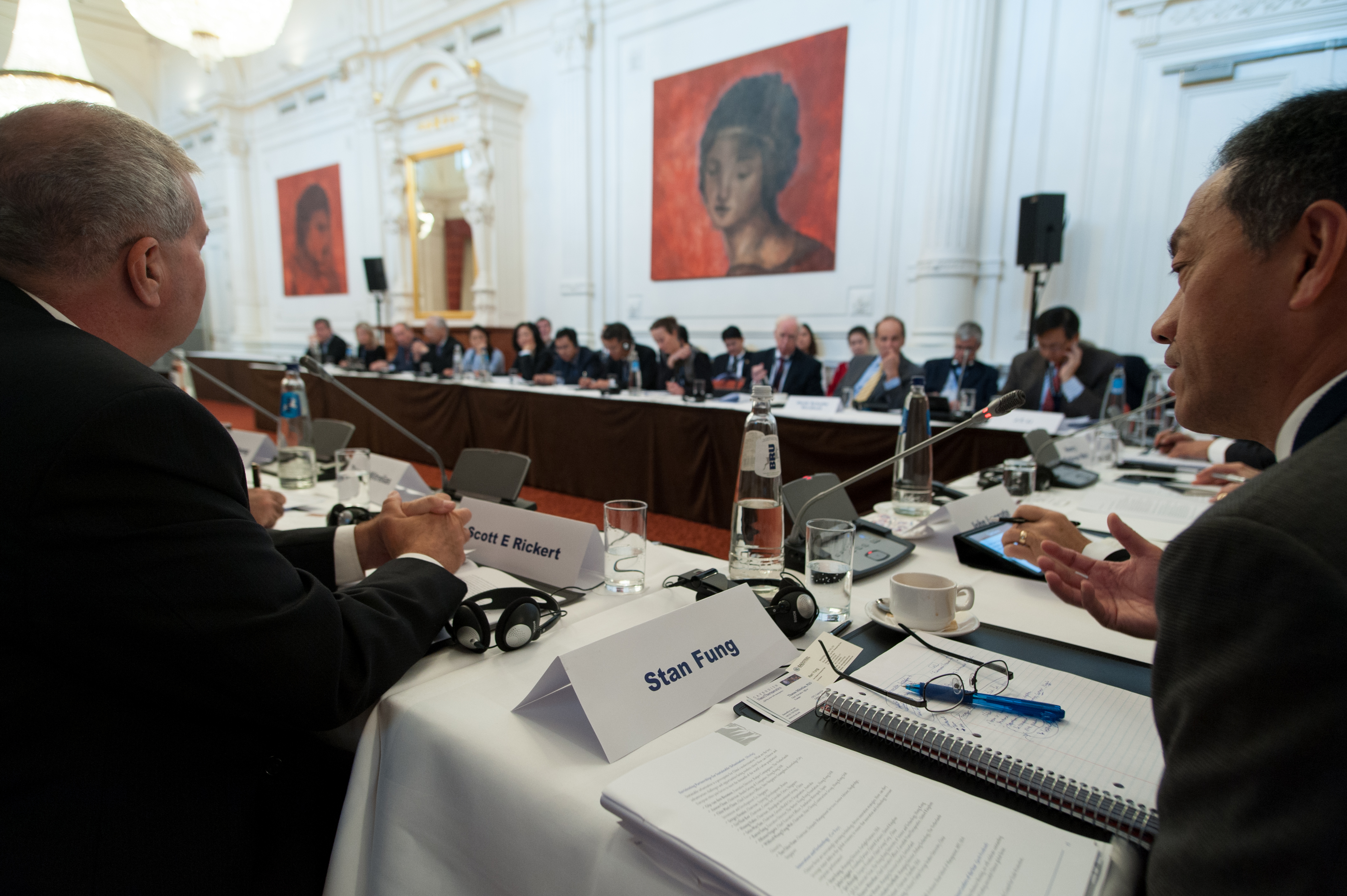 Întrebări ale investitorilor americani privind formarea Guvernului României la întâlnirea organizată de JPMorgan