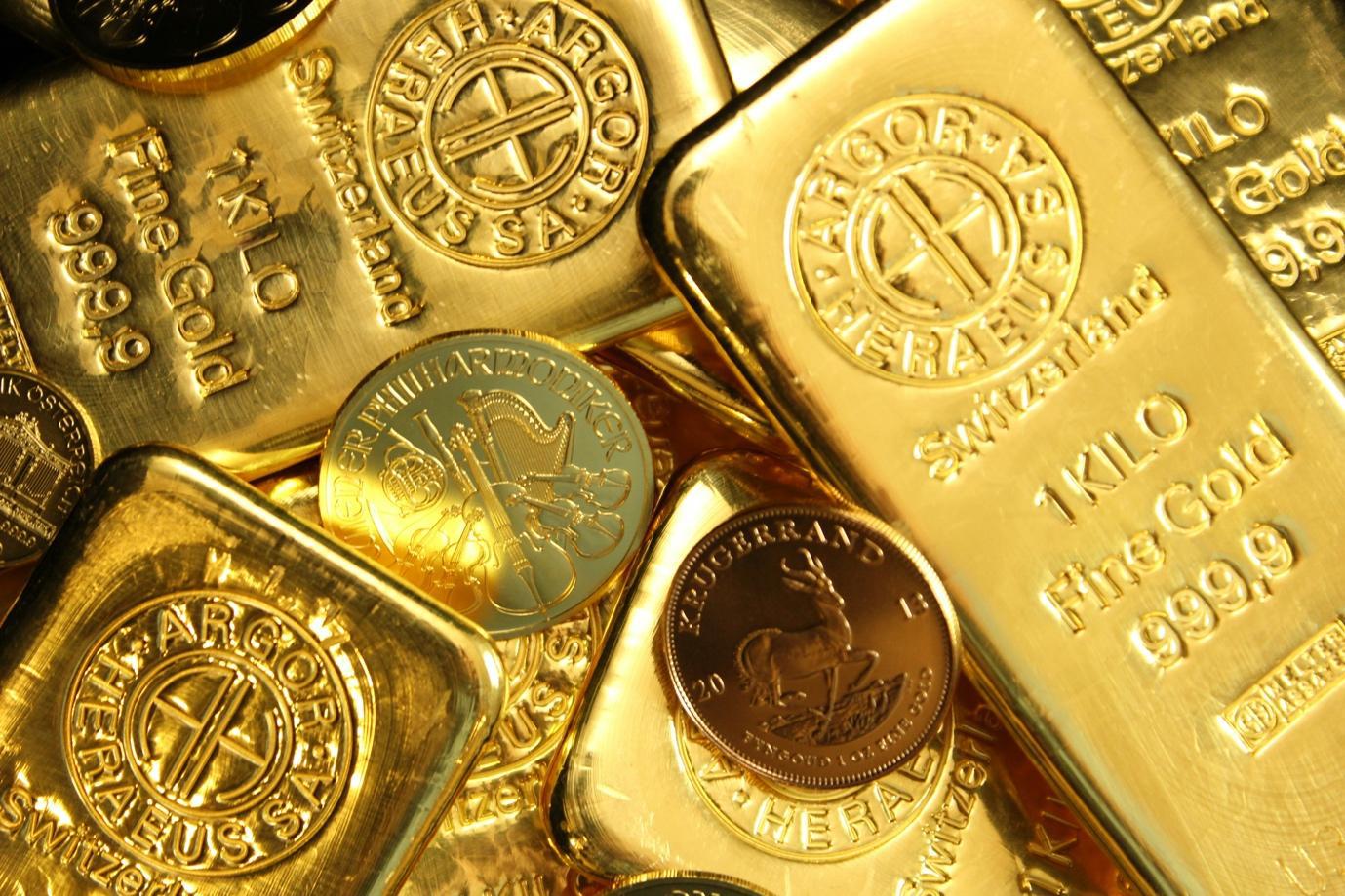 China a importat peste 1.000 de tone de aur în opt luni, investind aproape 160 de miliarde de dolari