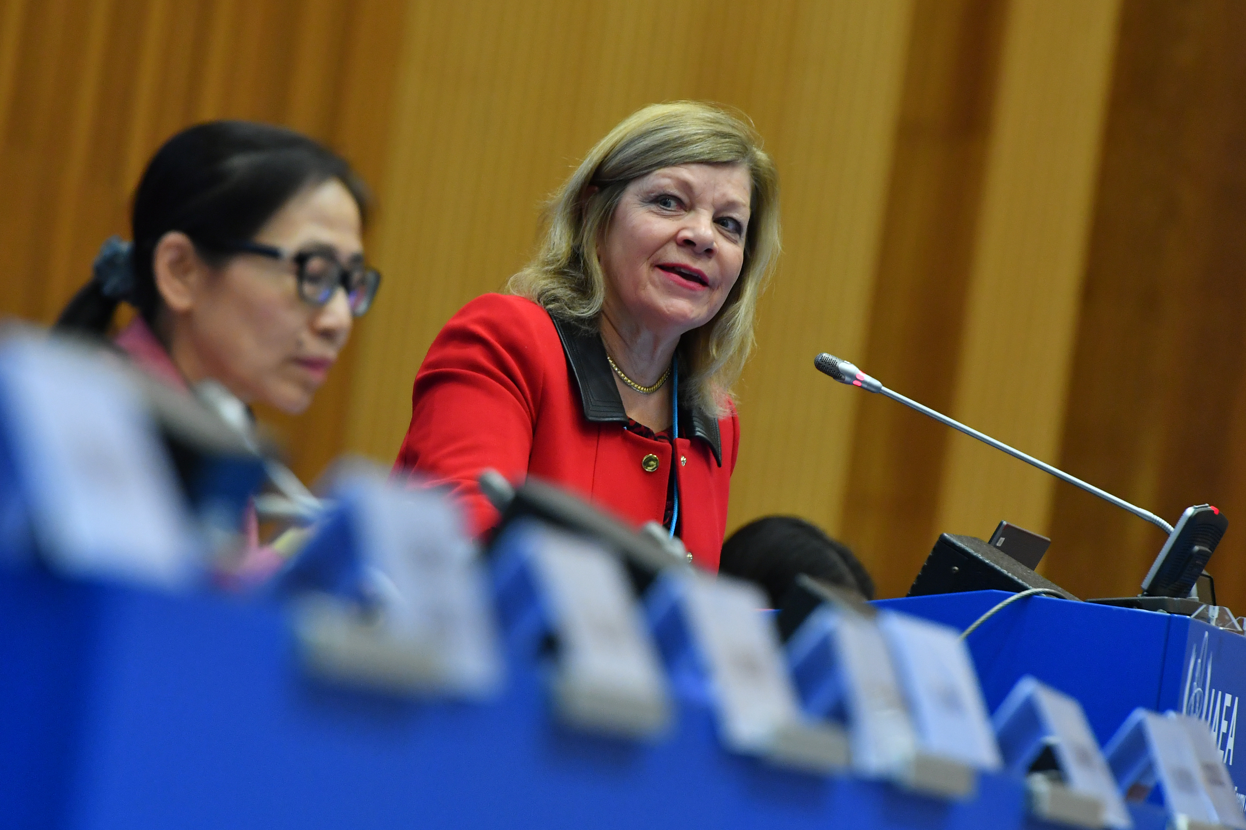 Reglementatorii europeni din energie propun compensații pentru întârzierea răspunsului la reclamații