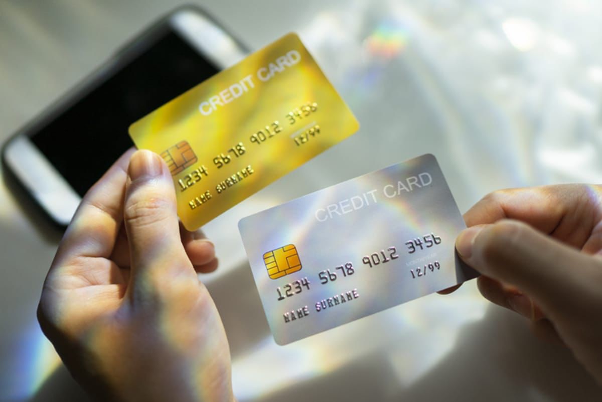 Comparație aplicații bancare 2026: BCR George, ING Home’Bank, BT Pay și Raiffeisen Smart Mobile