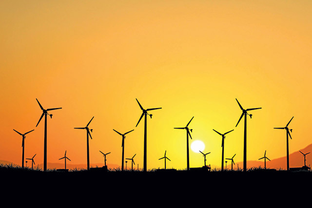 Analiza prețurilor la energia din România: Diferența dintre costul producției verzi și prețul pieței