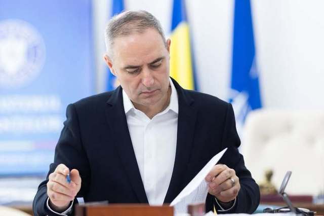 România începe discuțiile cu S&P pentru menținerea ratingului suveran